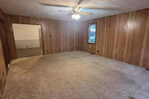 440 E Main St, Madelia, MN 56062 - Photo 28