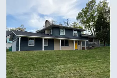 1046 Brooks Avenue W, Roseville, MN 55113 - Photo 1