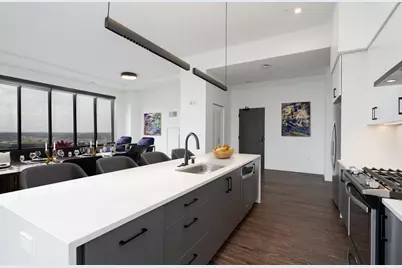 270 Hennepin Avenue #2006, Minneapolis, MN 55401 - Photo 2