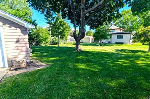 464 Grand St, Winona, MN 55987 - Photo 18