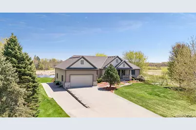 18745 Fontana Street, Wyoming, MN 55092 - Photo 2