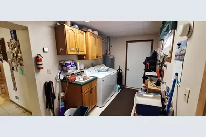 306 11th Street, Walhalla, ND 58282 - Photo 10