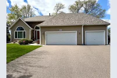 2555 Sylvan Street, Little Canada, MN 55117 - Photo 1