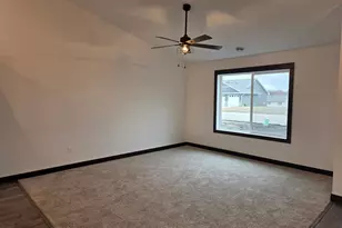 119 6th St SE, Geneva, MN 56035 - Photo 10