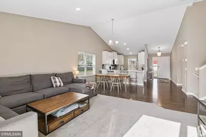 10702 Sumter Avenue N, Brooklyn Park, MN 55445 - Photo 8