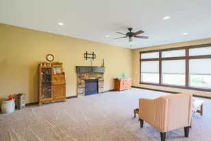 298 Kusilek St, River Falls, WI 54022 - Photo 18