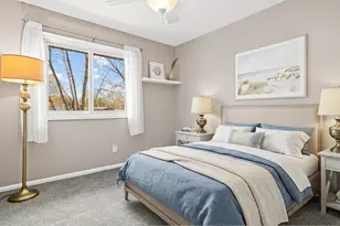 5815 Evergreen Ln, Shoreview, MN 55126 - Photo 18