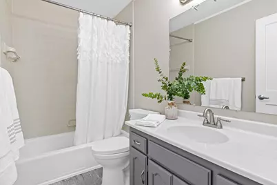 5815 Evergreen Lane, Shoreview, MN 55126 - Photo 20