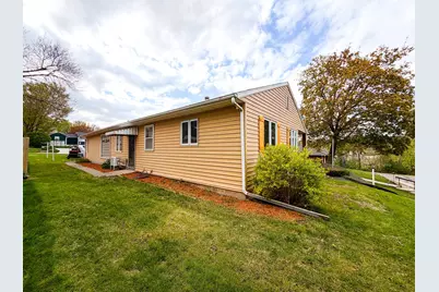 821 Park Street, Jackson, MN 56143 - Photo 4