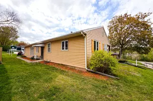 821 Park St, Jackson, MN 56143 - Photo 4