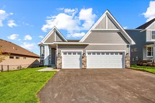 1952 Lusitano St, Shakopee, MN 55379 - Photo 2