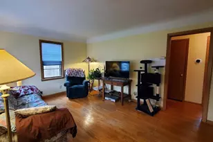 2186 Reaney Ave E, Saint Paul, MN 55119 - Photo 4