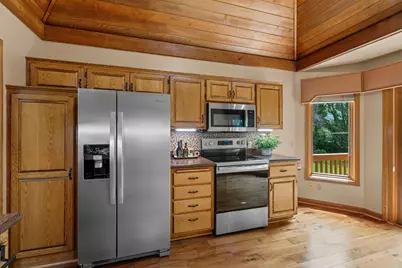 14305 44th Avenue N, Plymouth, MN 55446 - Photo 24