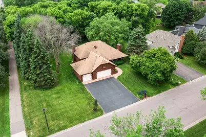 14305 44th Avenue N, Plymouth, MN 55446 - Photo 2