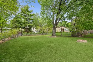 3216 W 85th St, Bloomington, MN 55431 - Photo 26