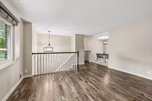 3216 W 85th St, Bloomington, MN 55431 - Photo 4