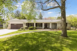 5512 Glengarry Pkwy, Edina, MN 55436 - Photo 1