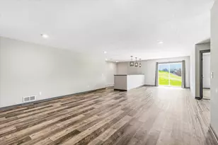 31722 Marshview Ct, Lindstrom, MN 55045 - Photo 32