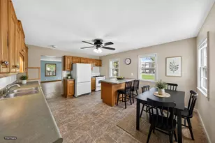 509 31st St NE, Rochester, MN 55906 - Photo 8