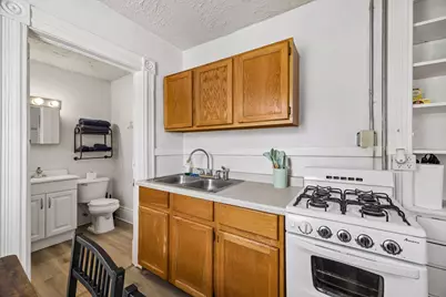 677 Sherburne Avenue, Saint Paul, MN 55104 - Photo 38