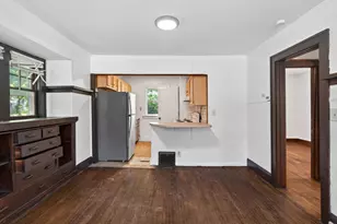 2305 Golden Valley Rd, Minneapolis, MN 55411 - Photo 6