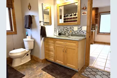 37 E Boundary Street E, Ely, MN 55731 - Photo 8