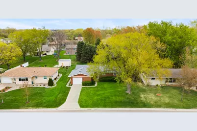825 Spruce Street NE, Hutchinson, MN 55350 - Photo 44
