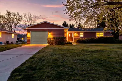 825 Spruce Street NE, Hutchinson, MN 55350 - Photo 42