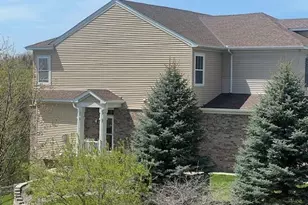 1805 Freedom Ln, Chanhassen, MN 55317 - Photo 2