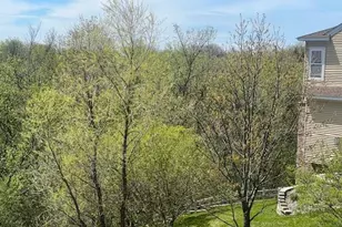 1805 Freedom Ln, Chanhassen, MN 55317 - Photo 4
