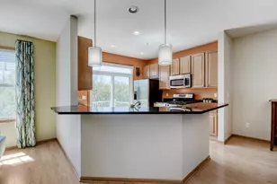 1805 Freedom Ln, Chanhassen, MN 55317 - Photo 6