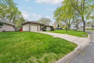 1316 Kilmer Ave, Saint Louis Park, MN 55426 - Photo 2