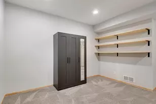 1820 Quincy St NE, Minneapolis, MN 55418 - Photo 32