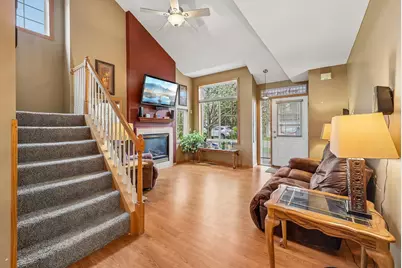 2357 Oakridge Circle, Hudson, WI 54016 - Photo 8