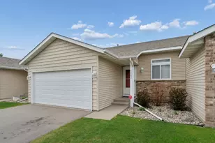 4207 Rymark Ct, Shakopee, MN 55379 - Photo 2
