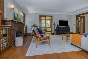 2028 Princeton Ave, Saint Paul, MN 55105 - Photo 6