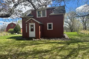 15239 Lake Dr NE, Columbus, MN 55025 - Photo 2