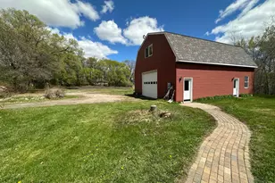 15239 Lake Dr NE, Columbus, MN 55025 - Photo 6