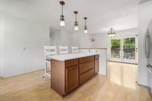 806 Parkway Dr, Saint Paul, MN 55106 - Photo 6