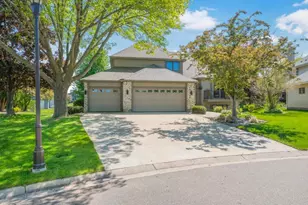 8906 Ashley Terrace, Brooklyn Park, MN 55443 - Photo 2