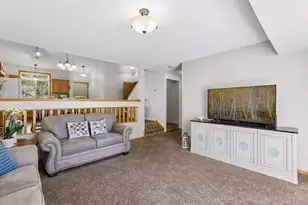 601 35th St W, Hastings, MN 55033 - Photo 16