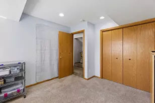 601 35th St W, Hastings, MN 55033 - Photo 20