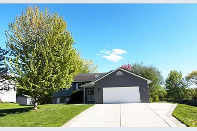 7910 166th Street W, Lakeville, MN 55044 - Photo 2