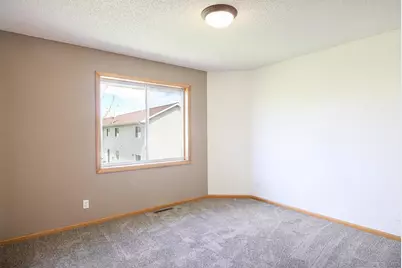 1215 West Edge Place, New Richmond, WI 54017 - Photo 10
