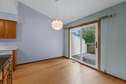 977 Heritage Court E, Vadnais Heights, MN 55127 - Photo 18