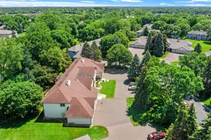 977 Heritage Ct E, Vadnais Heights, MN 55127 - Photo 58