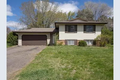 5608 80th Avenue N, Brooklyn Park, MN 55443 - Photo 2