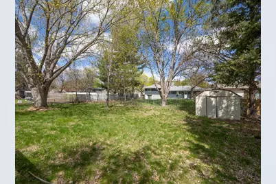 5608 80th Avenue N, Brooklyn Park, MN 55443 - Photo 26