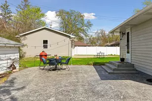 6102 Jersey Ave N, Crystal, MN 55428 - Photo 34