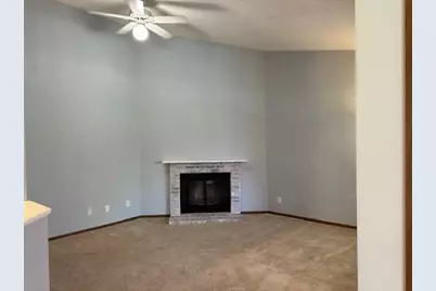 3590 Blue Jay Way #206, Eagan, MN 55123 - Photo 4
